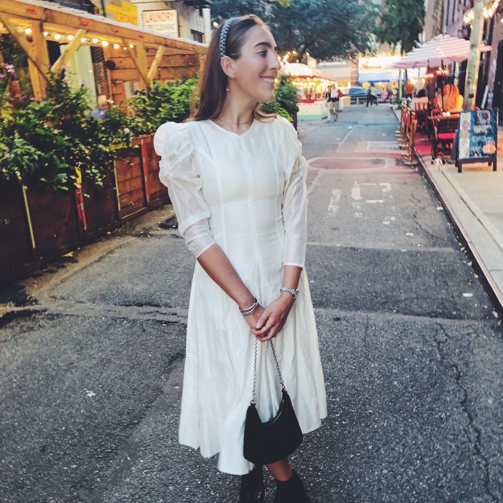 Meet your Posher, Greer